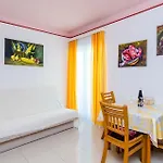 One-bedroom In *