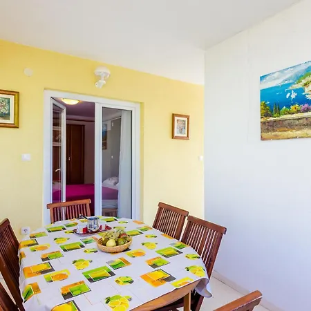 One-bedroom In Lejlighed *